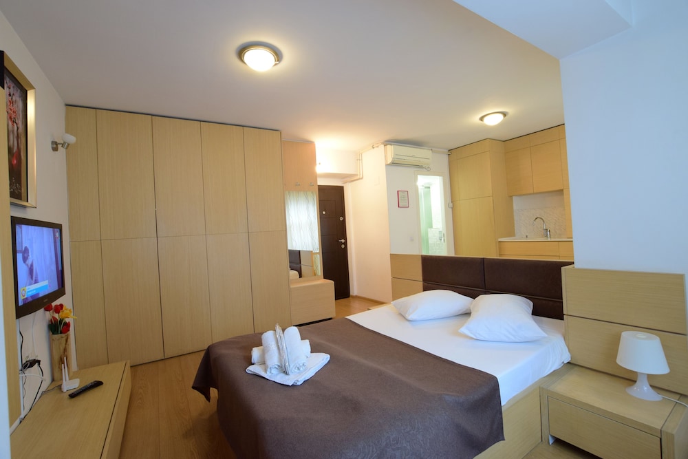 Decebal Residence Apartments 34/80