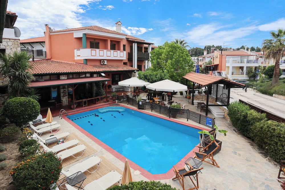 Ammon Garden Hotel 26/35