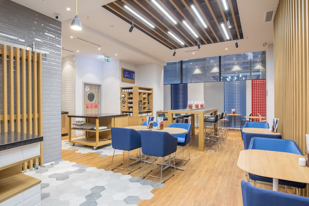 Holiday Inn Express Yerevan 39/81