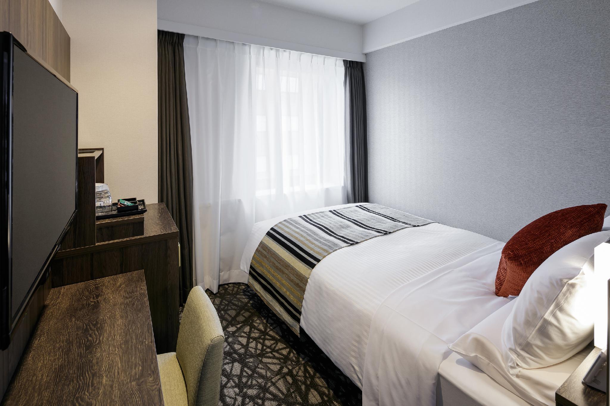 STANDARD, SEMI DOUBLE BED