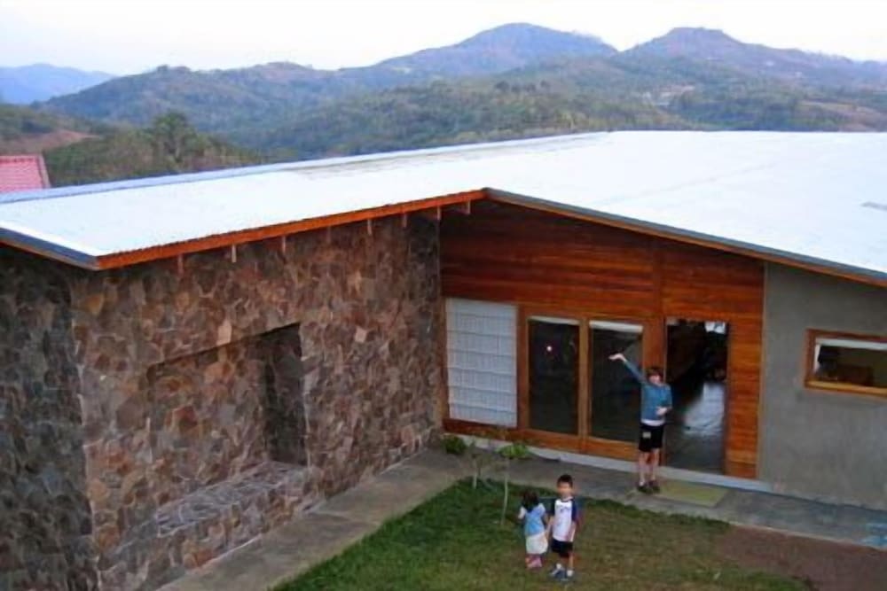 Casa Amanecer Bed &Amp; Breakfast 37/43