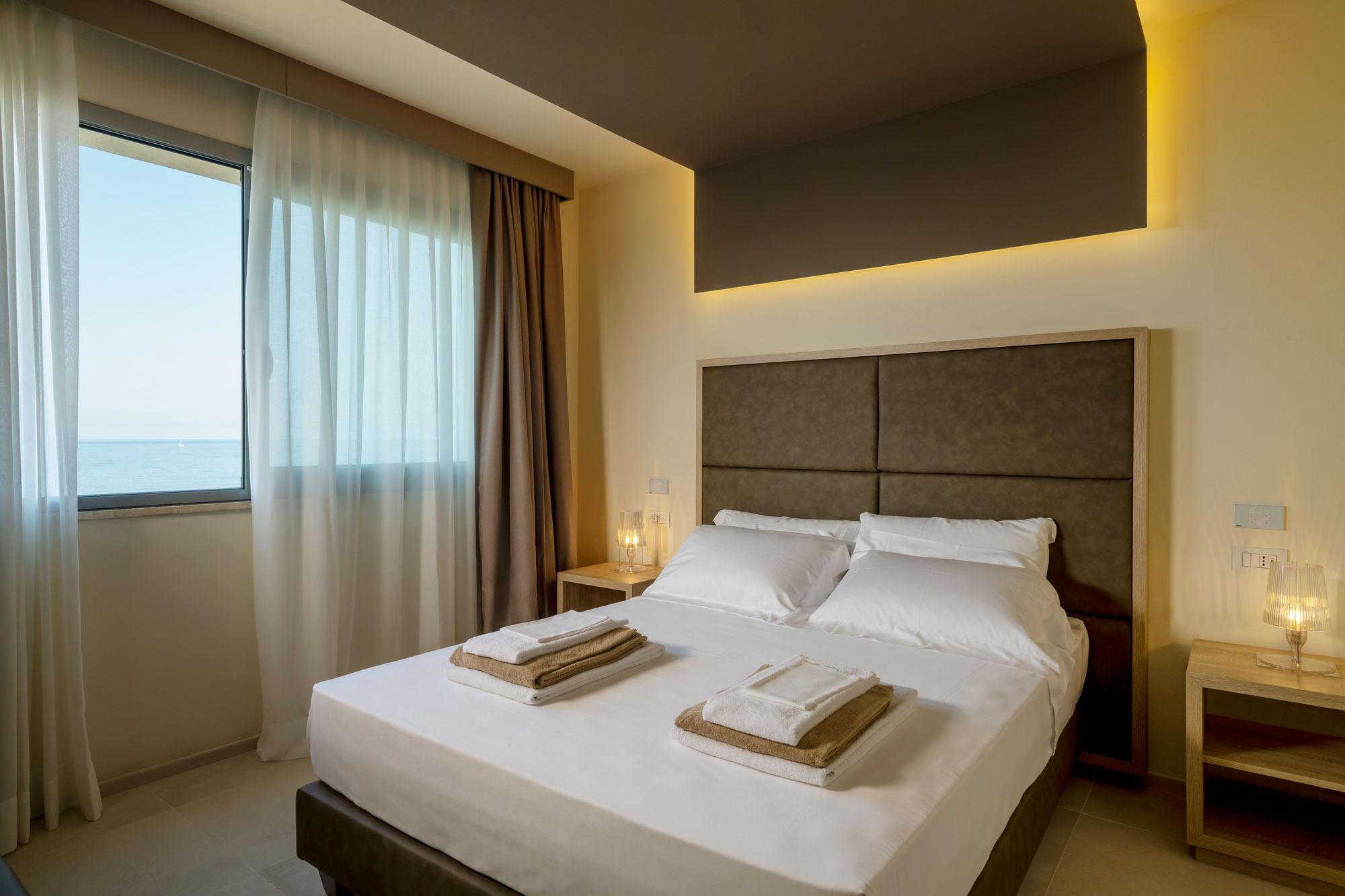جناح بانورامي بإطلالة على البحر، Palace Lido Hotel and Suites 2/4