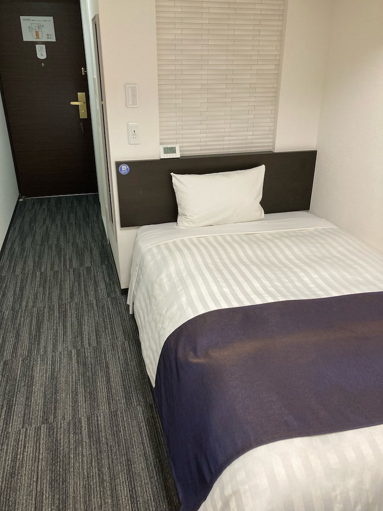 Shimbashi Urban Hotel 7/17
