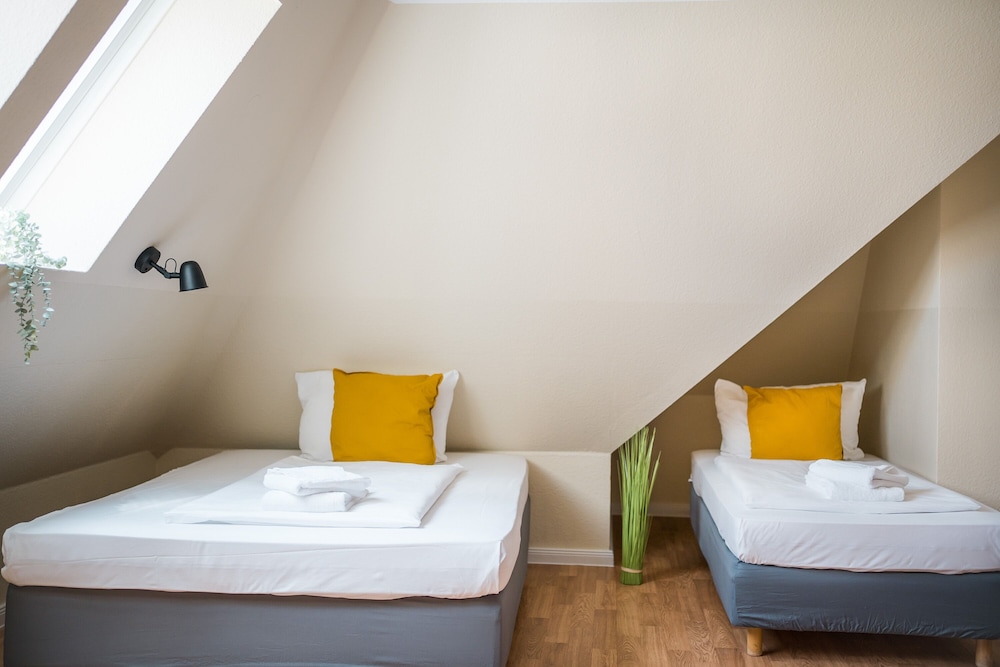 COMFORT, 1 DOUBLE AND 1 SINGLE BED