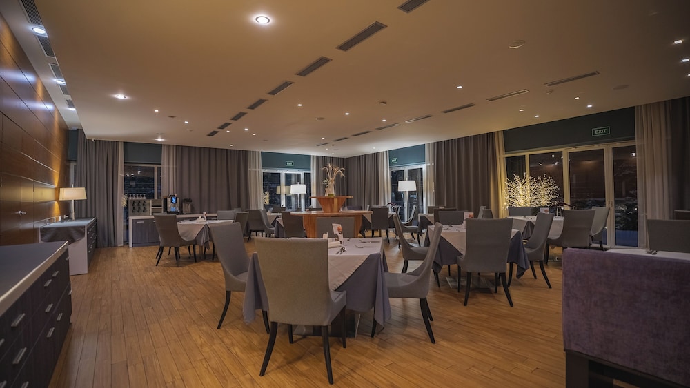Park Hotel Almaty 42/55