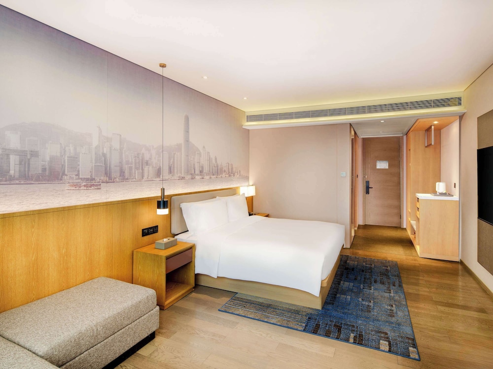Novotel Shenzhen Bantian 9/50