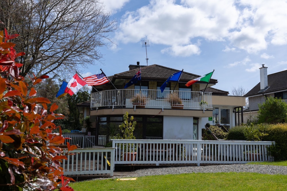 Killarney View House 1/50