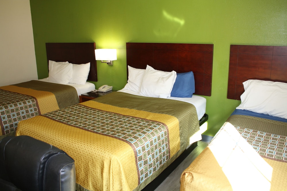 Executive Inn and Suites Wichita Falls 8/44