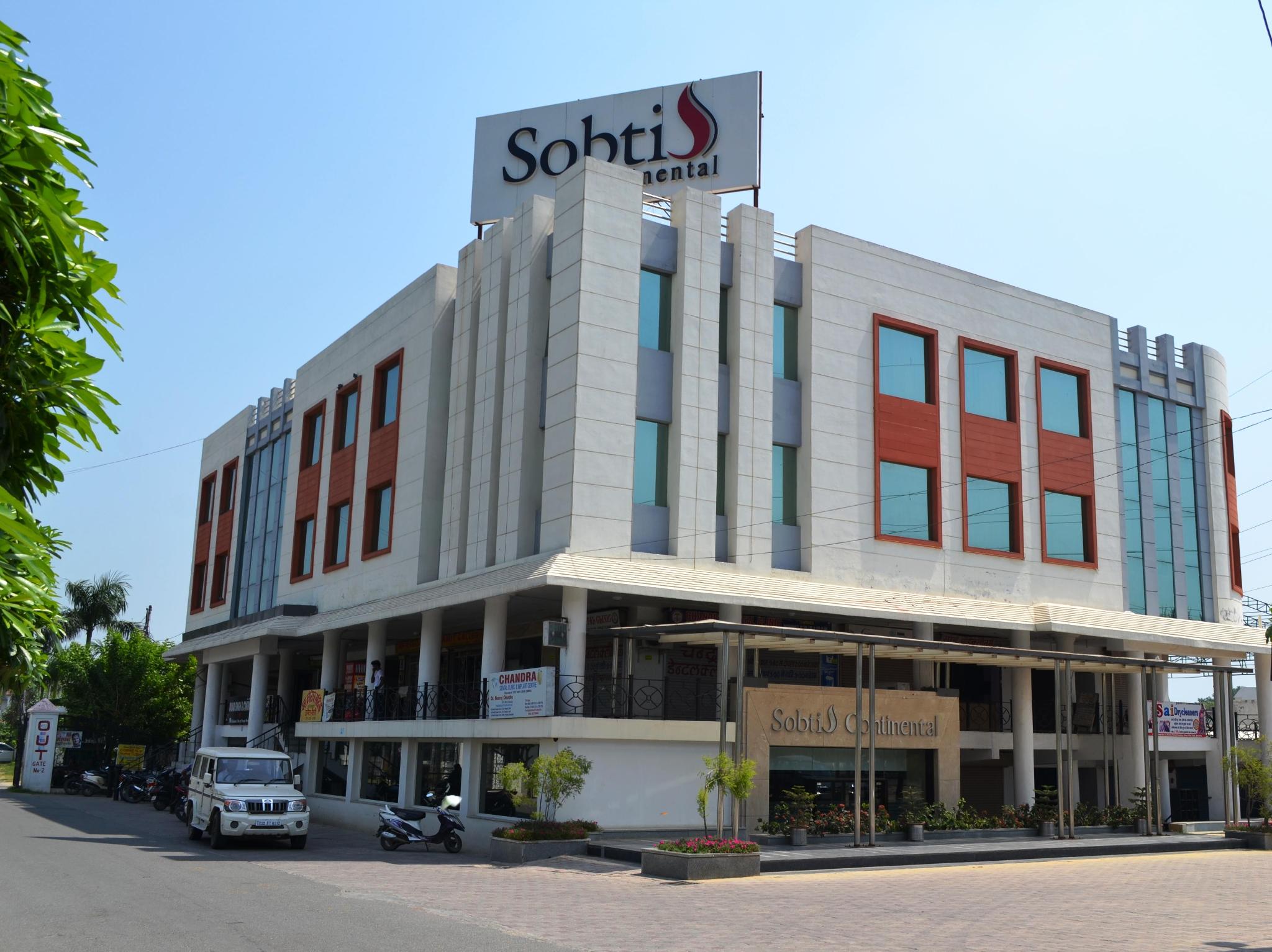 Hotel Sobti Continental 34/37