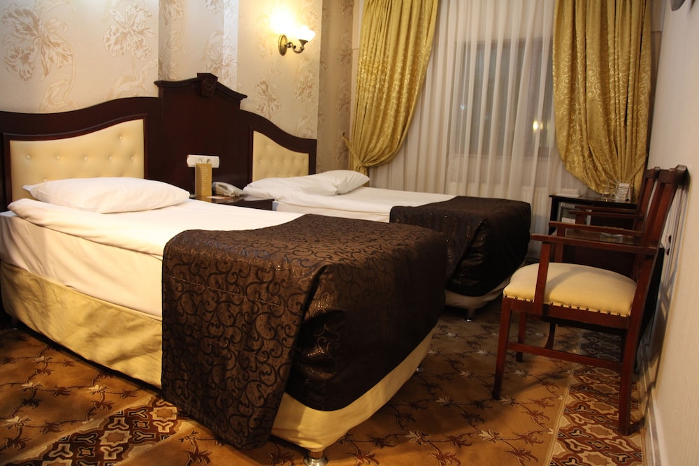 Royal Anka Hotel 9/32