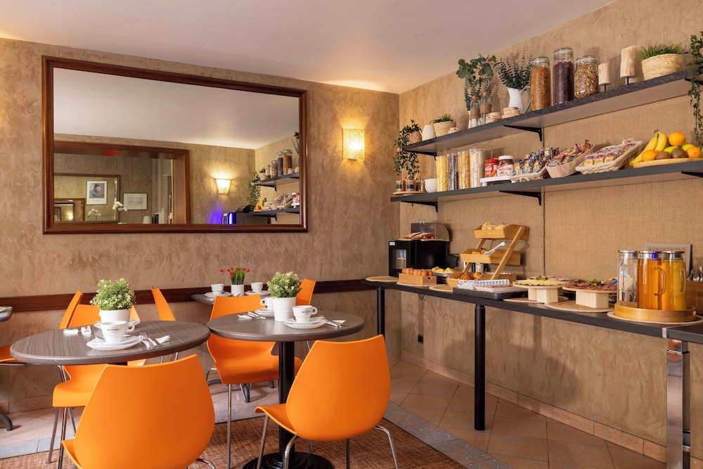 HOTEL SAINT PIERRE 30/50