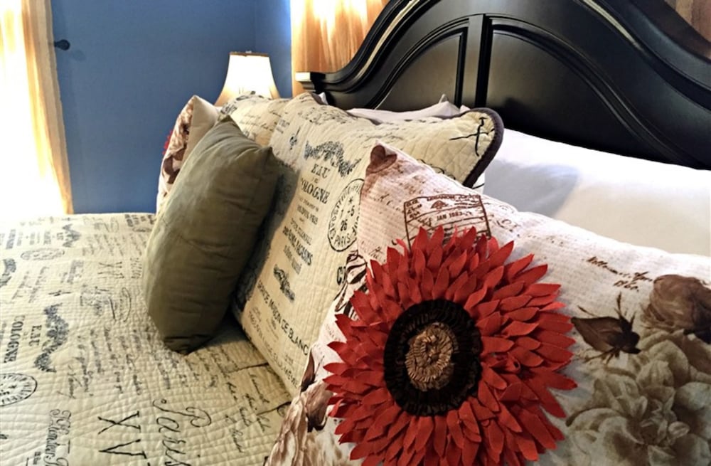 White Oak Manor Bed Breakfast 15/44
