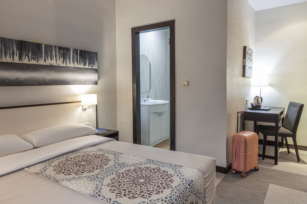 COMFORT, DOUBLE BED