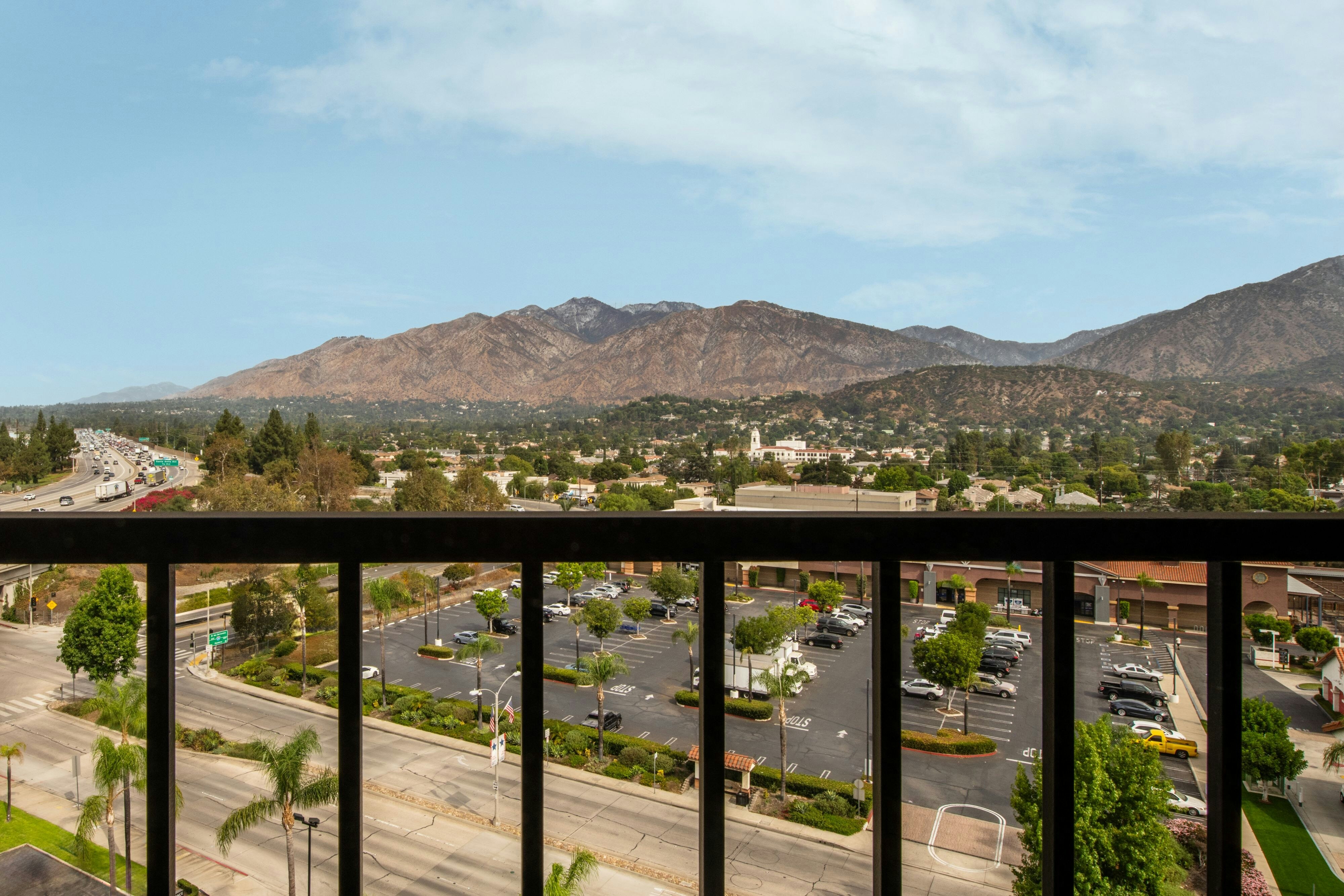 Courtyard Los Angeles Pasadena Monrovia 4/4