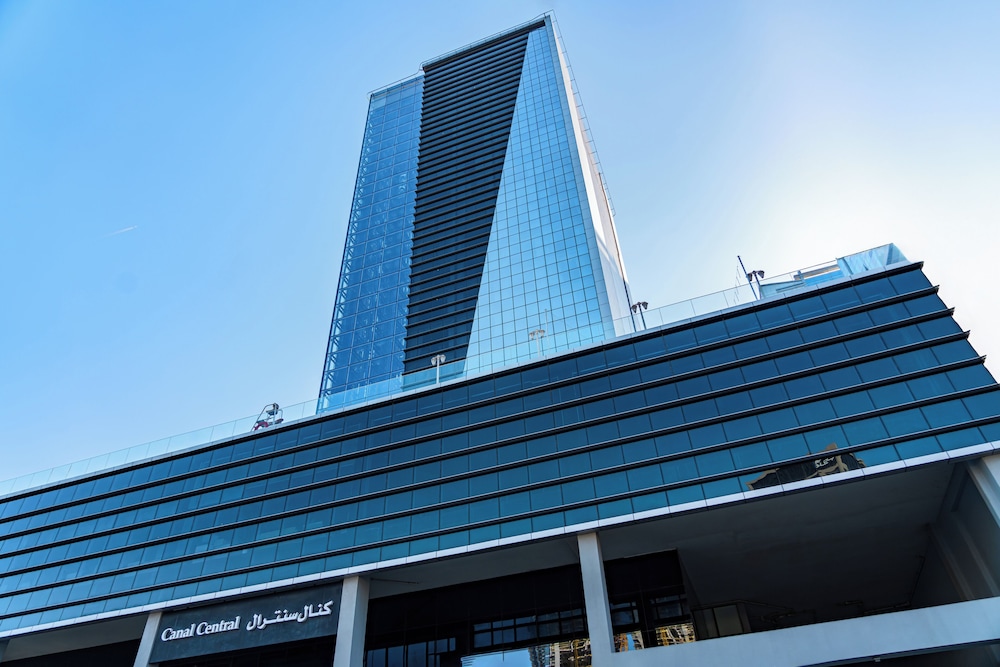 Canal Central Hotel Business Bay in DUBAI