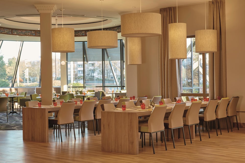 H4 Hotel Hannover Messe Formerly Copthorne Hotel Hannover 47/54