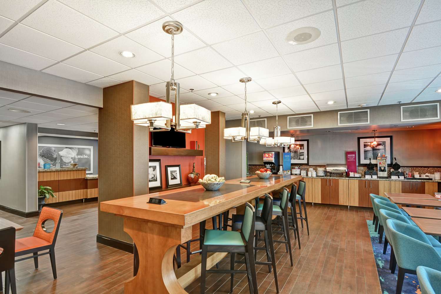 restaurant cafeteria