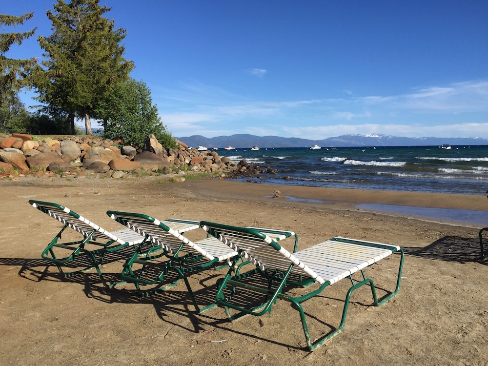 Franciscan Lakeside Lodge 35/73