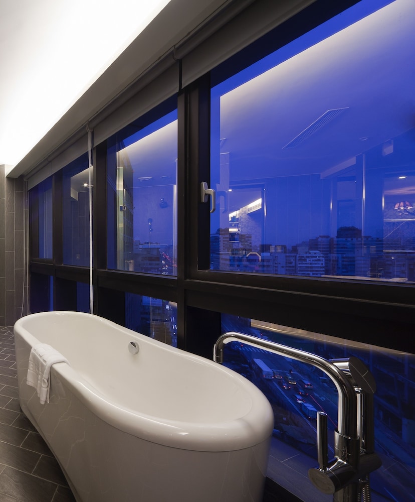 Fx Hotel Taipei Nanjing East Road Branch 66/67
