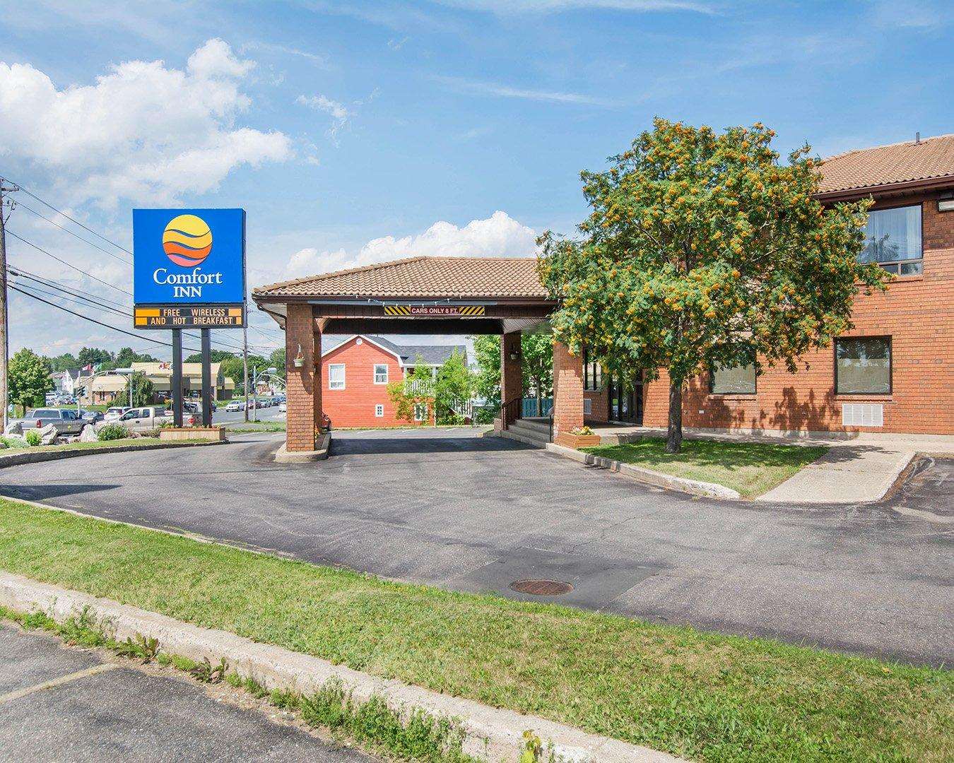 Comfort Inn Bathurst, NB 38/39