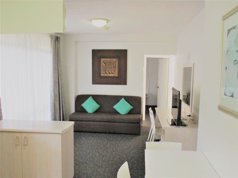 CRONULLA MOTOR INN 34/45