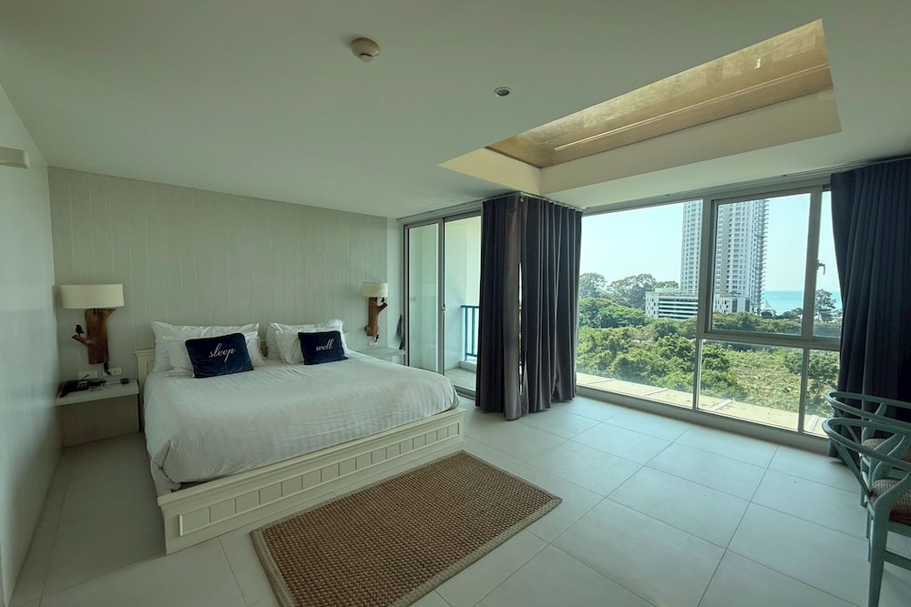 Costa Village Bangsaray 15/50