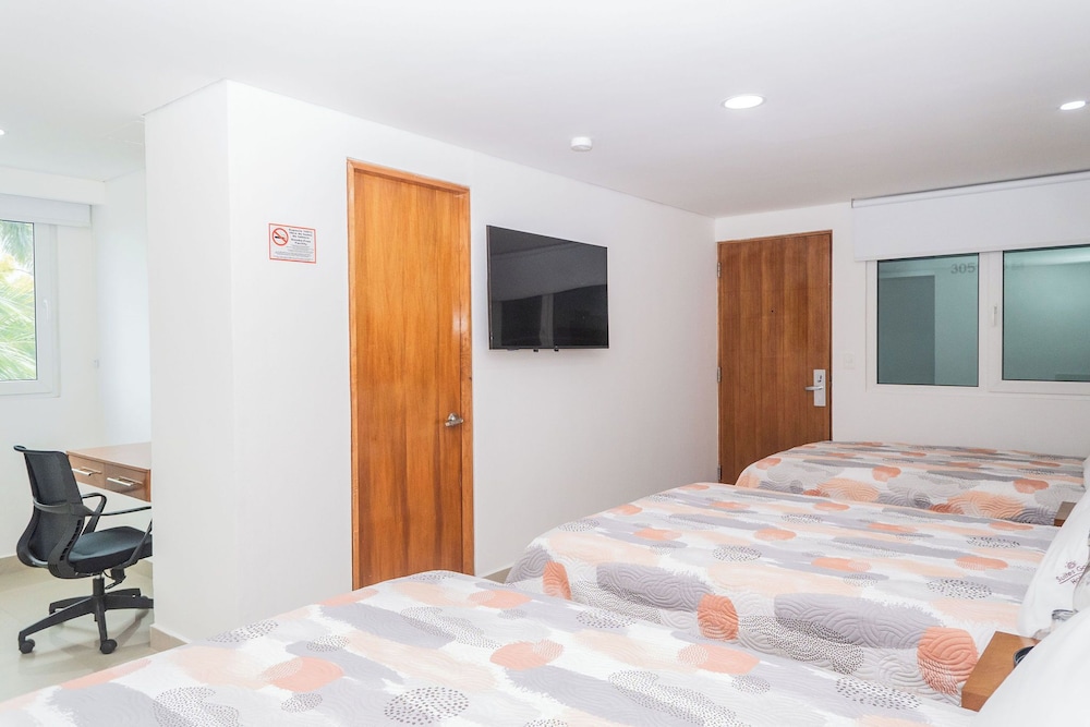 Hotel Suites Gaby Cancun 66/80