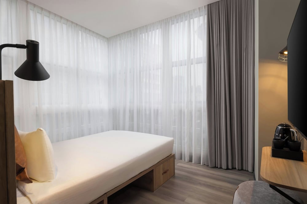 Moxy London Piccadilly Circus 26/47