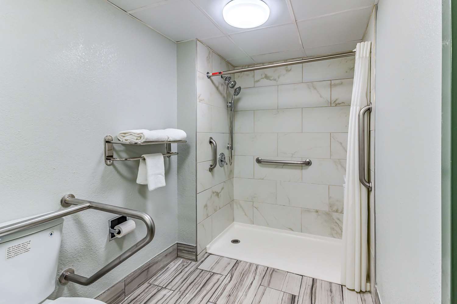 Quality Inn Goodlettsville 20/20