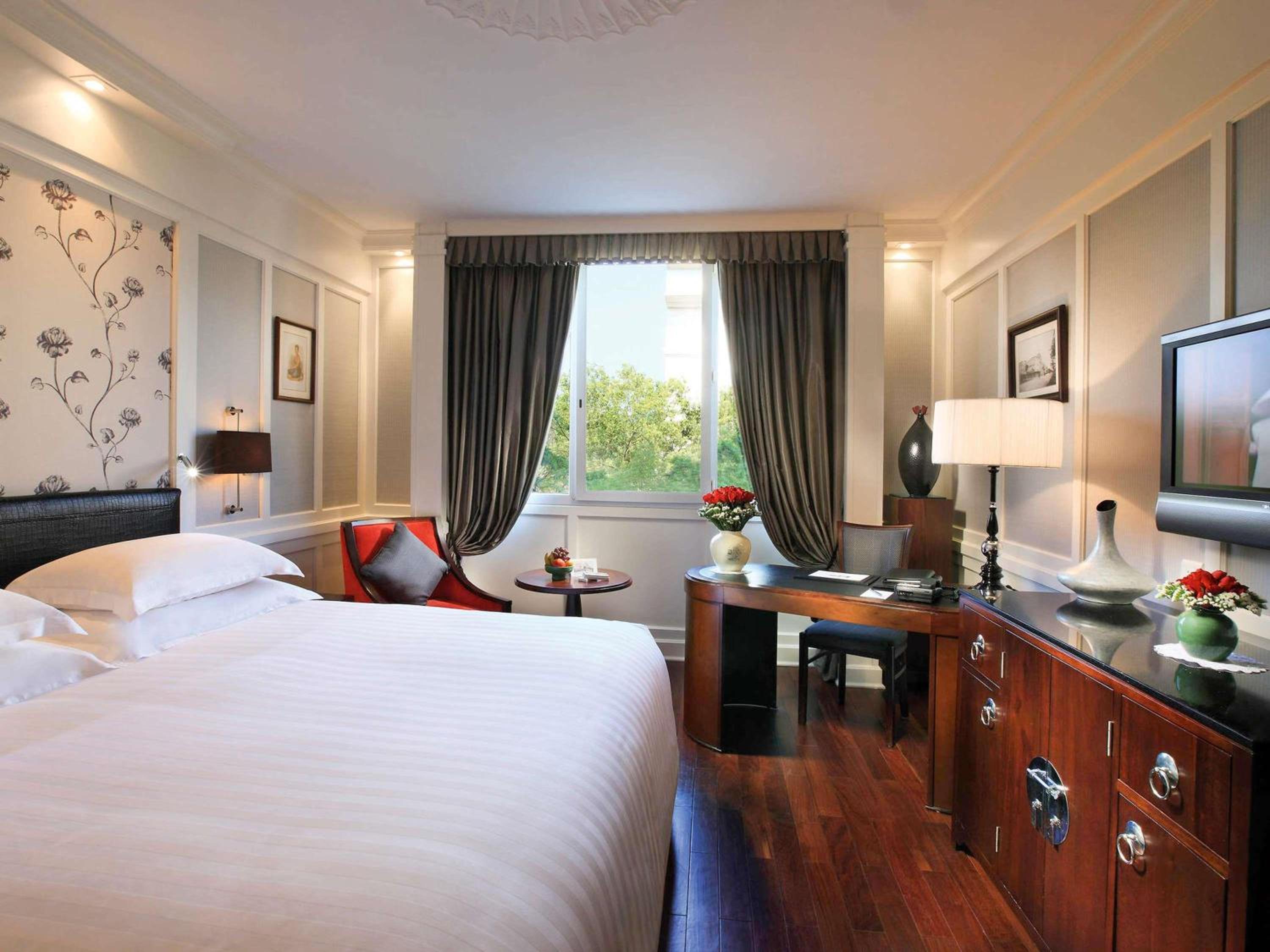 Premium, Double Bed, Opera Wing
