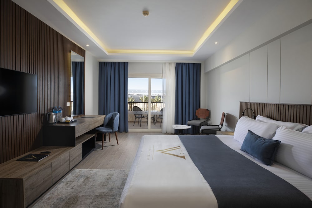THE V Luxury Resort Sahl Hasheesh 8/50