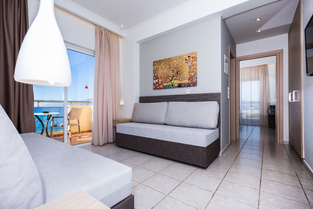 Sunny Bay Hotel 25/67