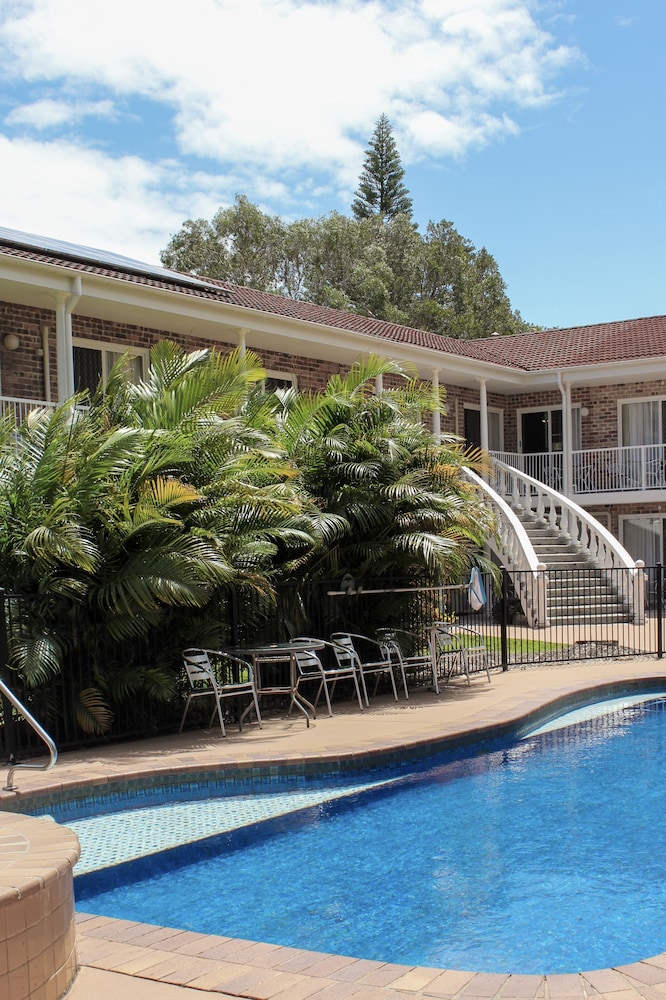 ASTON MOTEL YAMBA 51/57