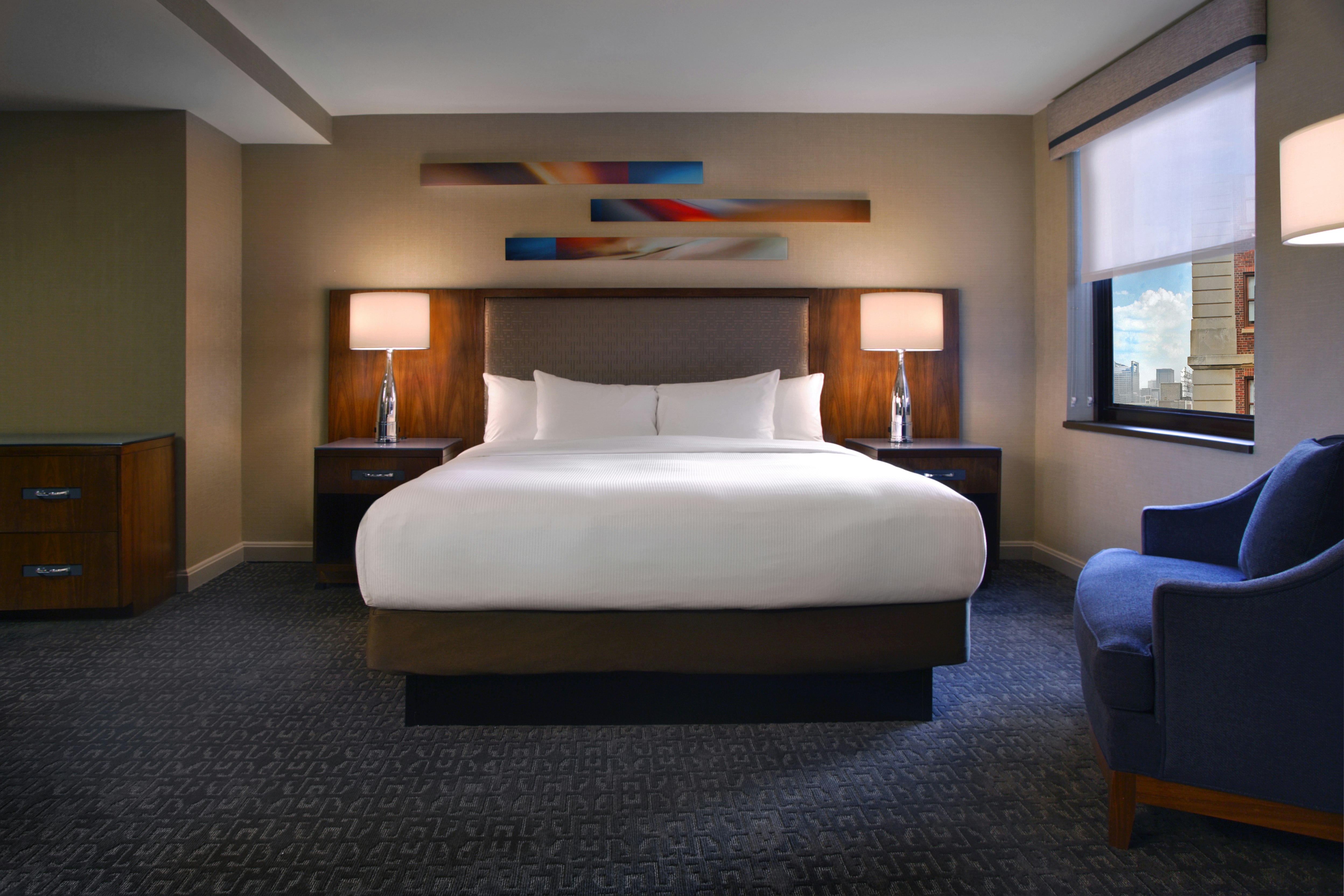 ROOM, KING BED, ACCESSIBLE