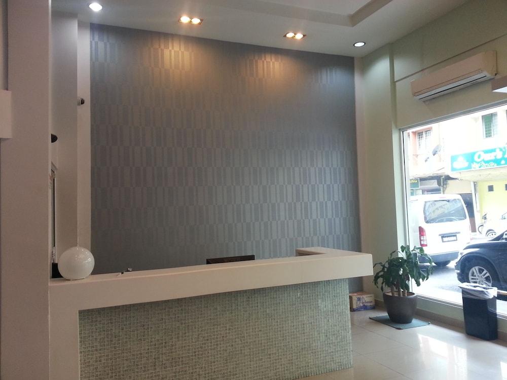 Maxim Hotel 10/43