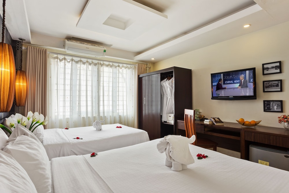 Impressive Boutique Hotel 25/50