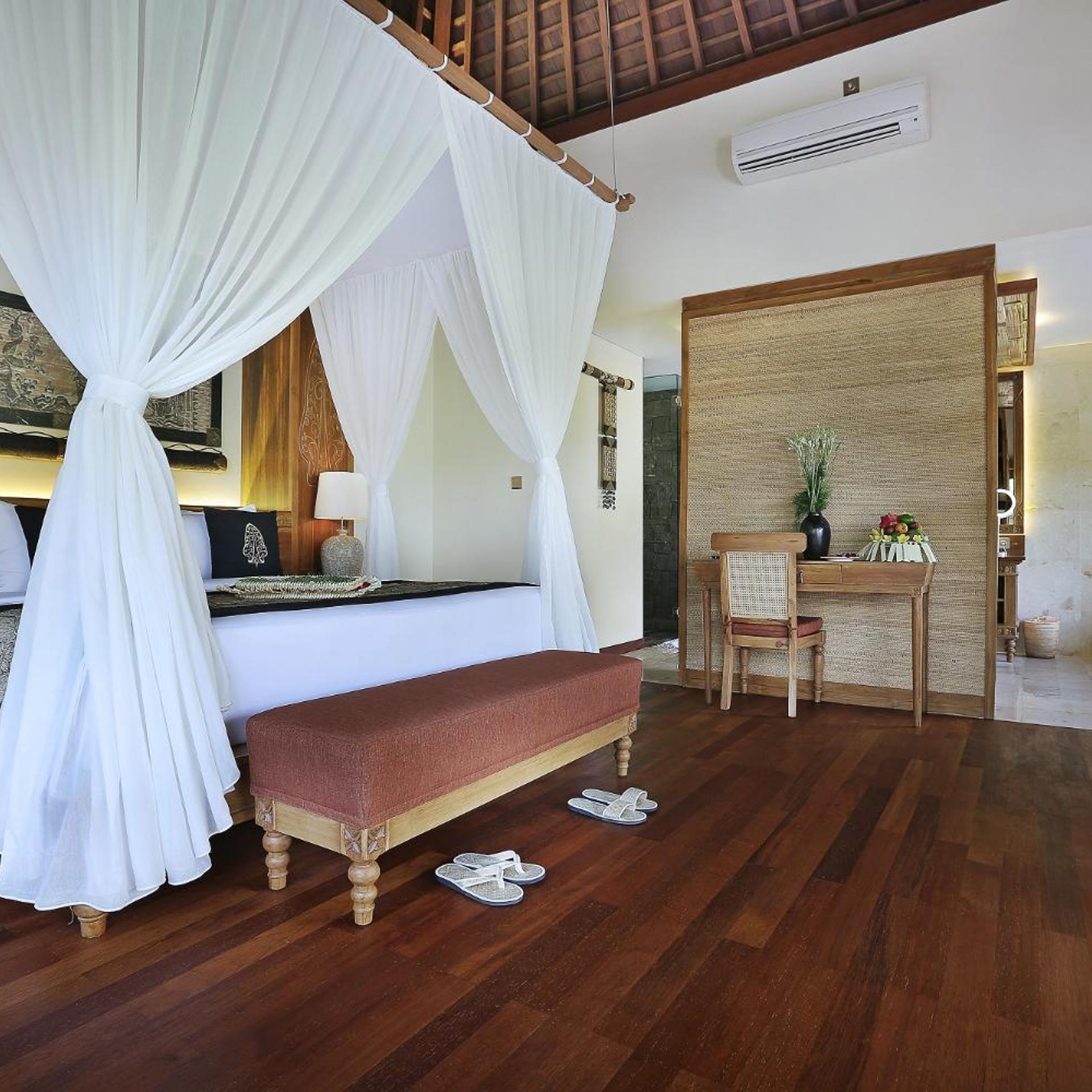 JUNGLE POOL VILLA