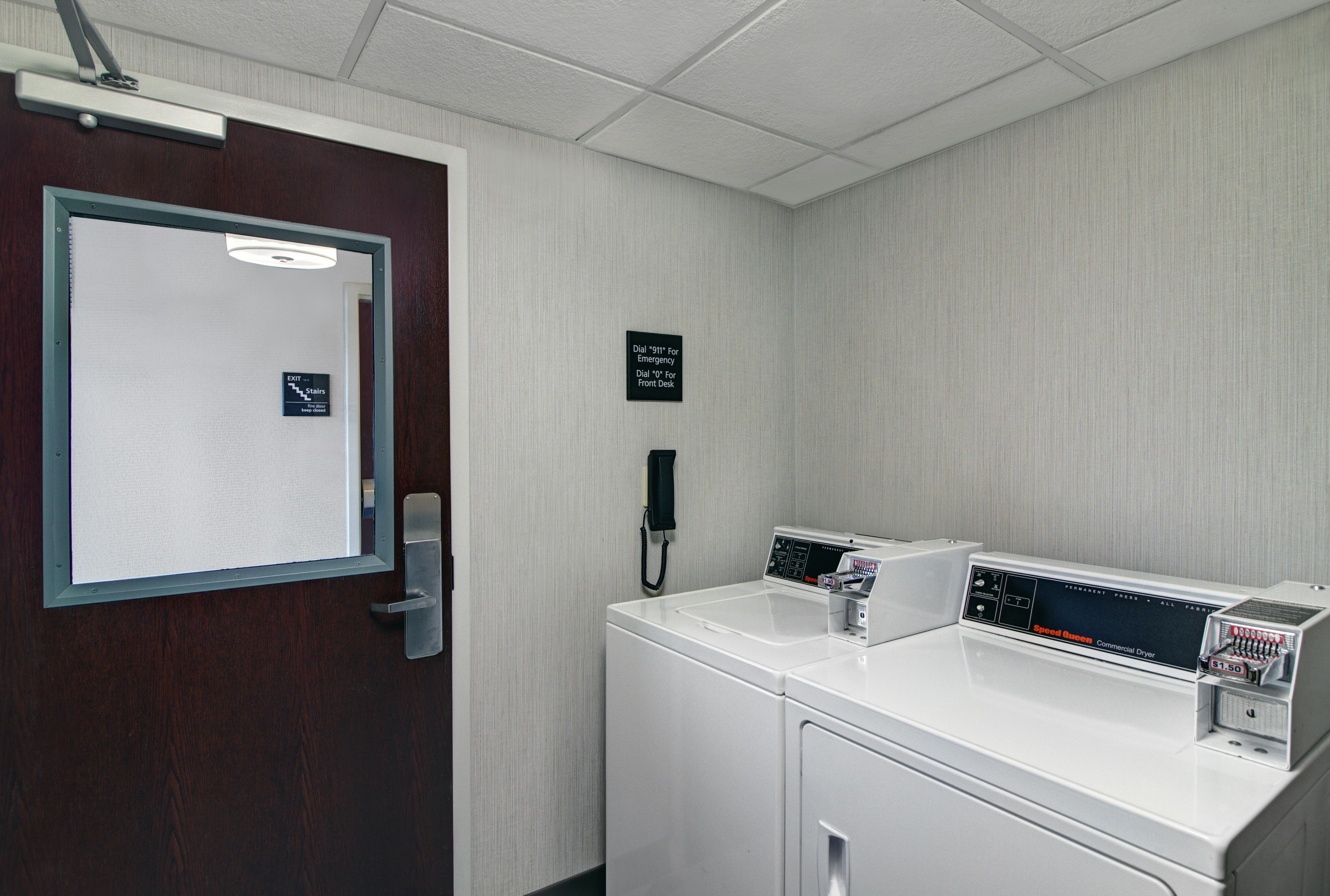 Hampton Inn & Suites Syracuse Dewitt 34/34