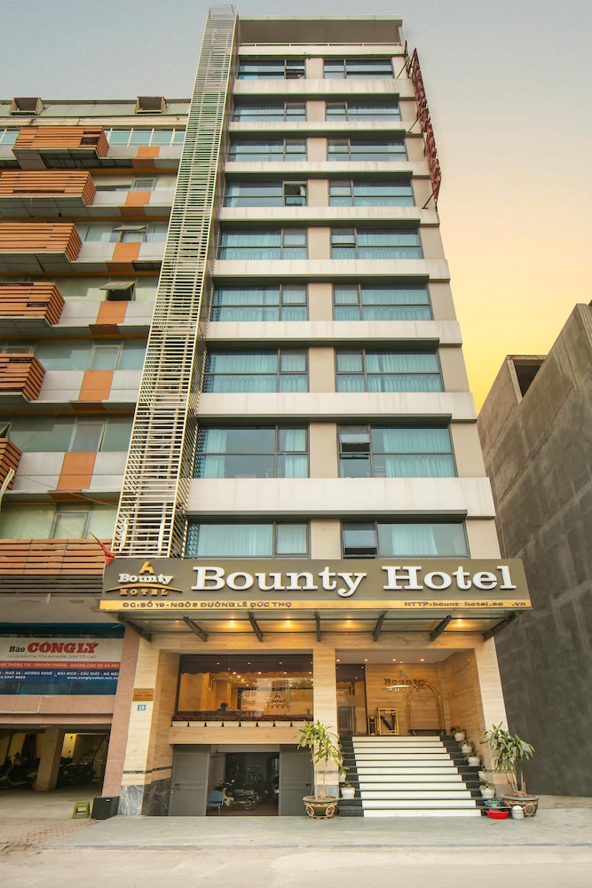 Bounty Hotel 4/67
