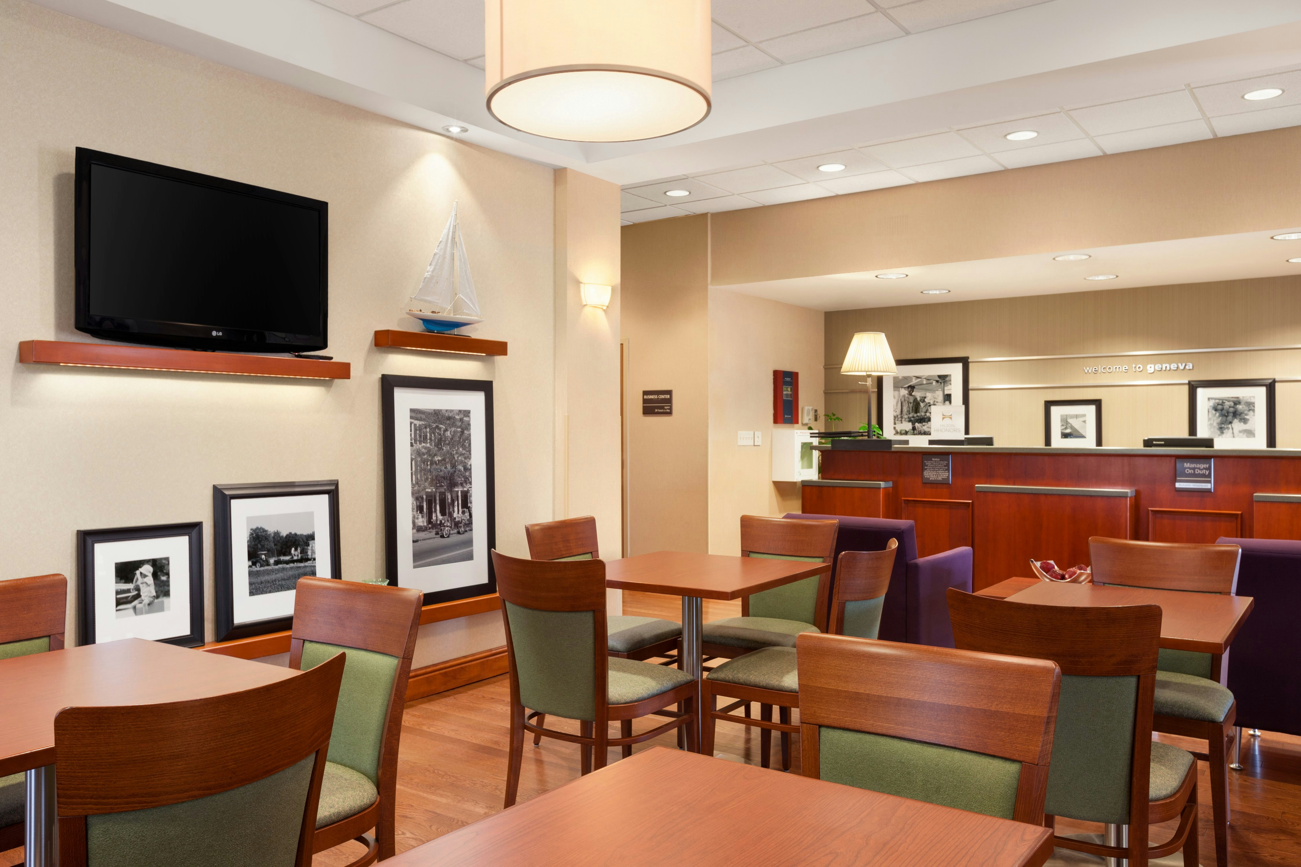 Hampton Inn Geneva 25/36