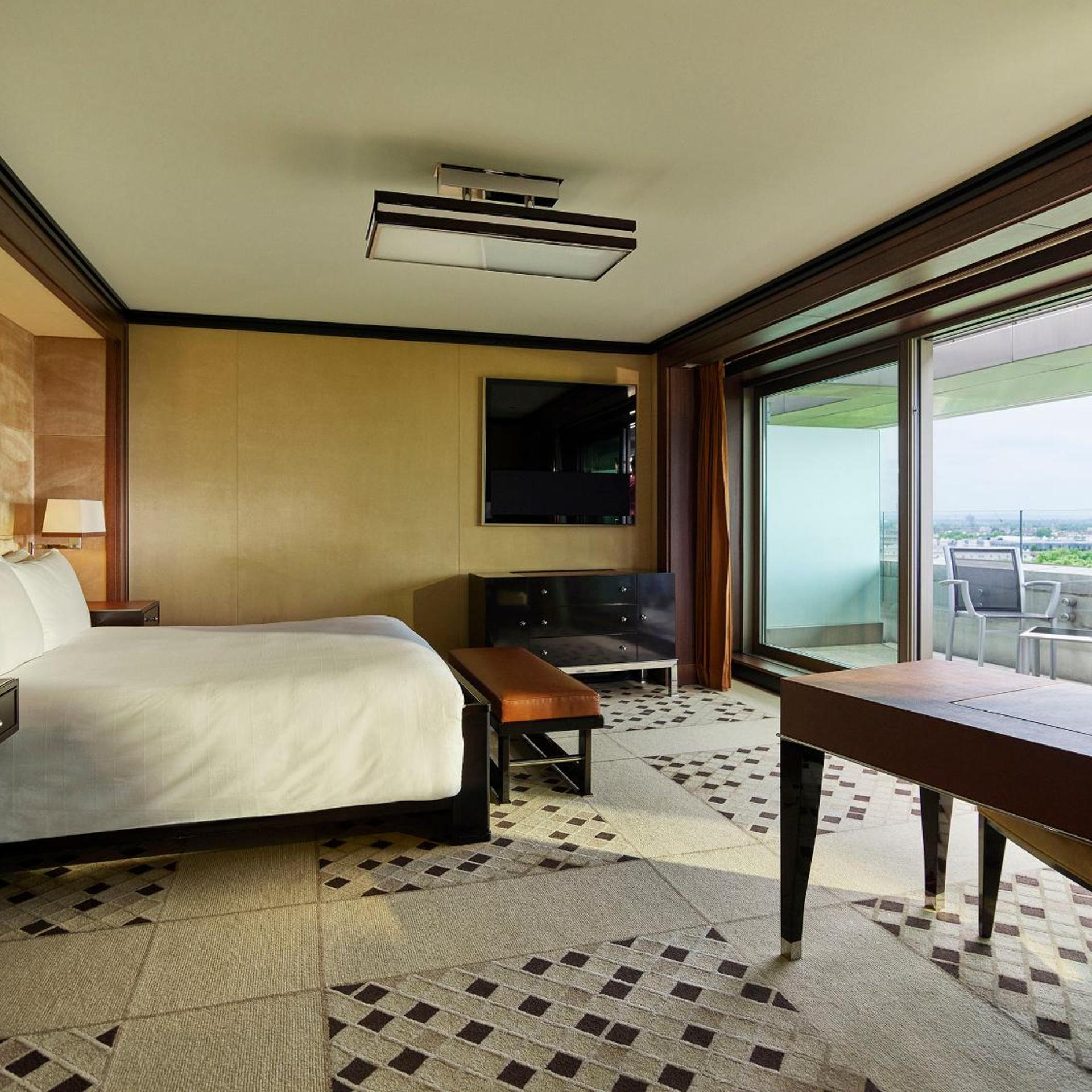 Hyde Park, Suite, Balcony