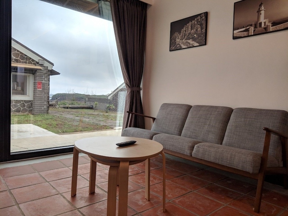 PENGHU BAY RESORT 11/45