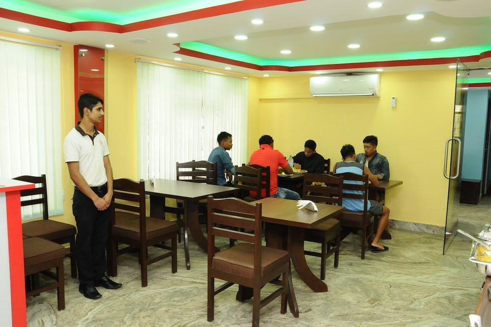 Rameshworam Hotel 14/15