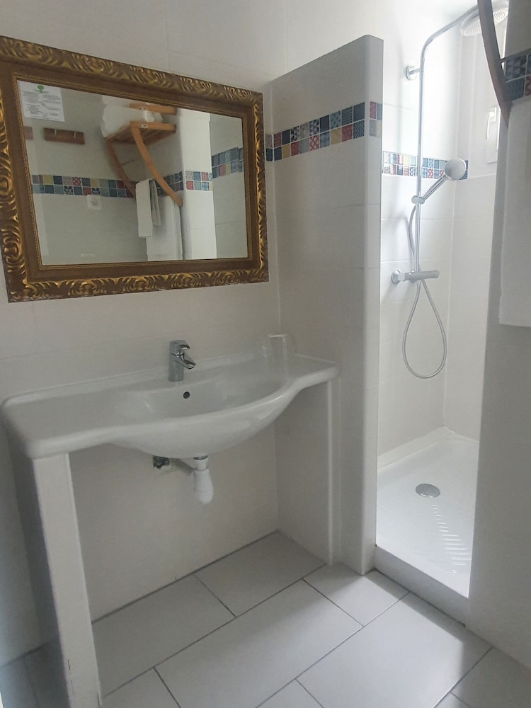 Hotel the Originals Martigues Clair 47/50