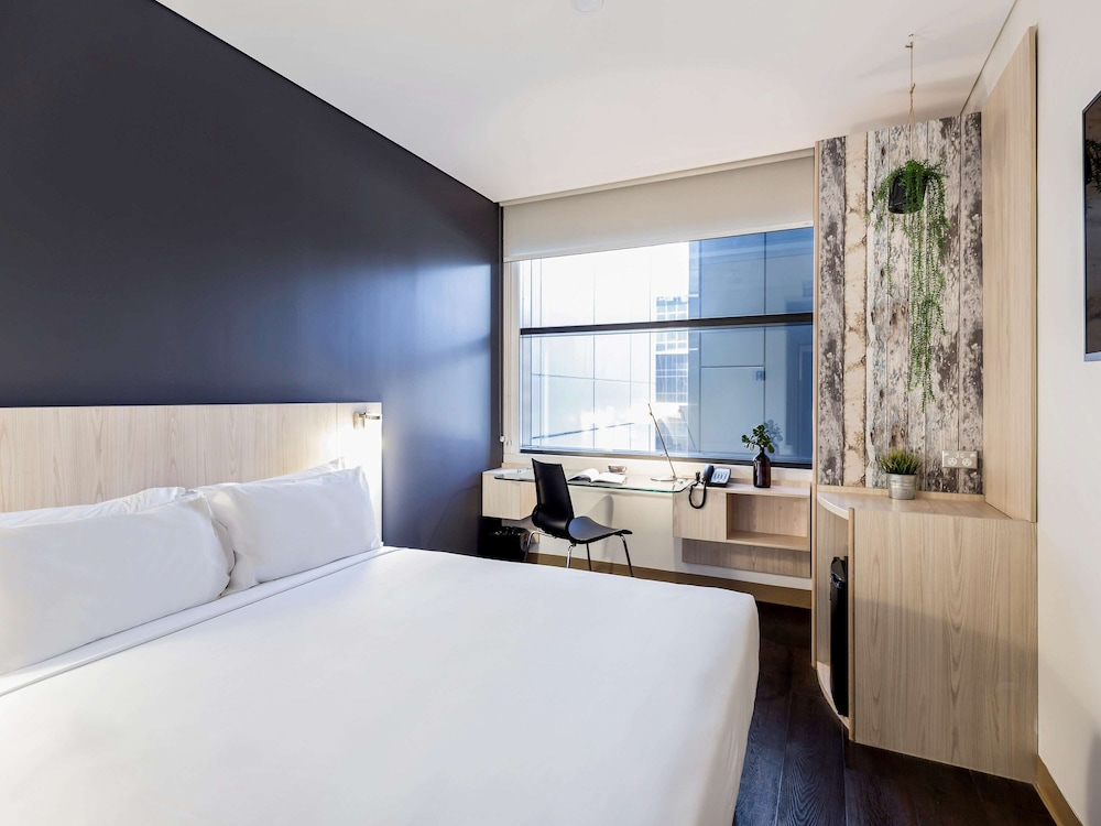 STANDARD, KING BED