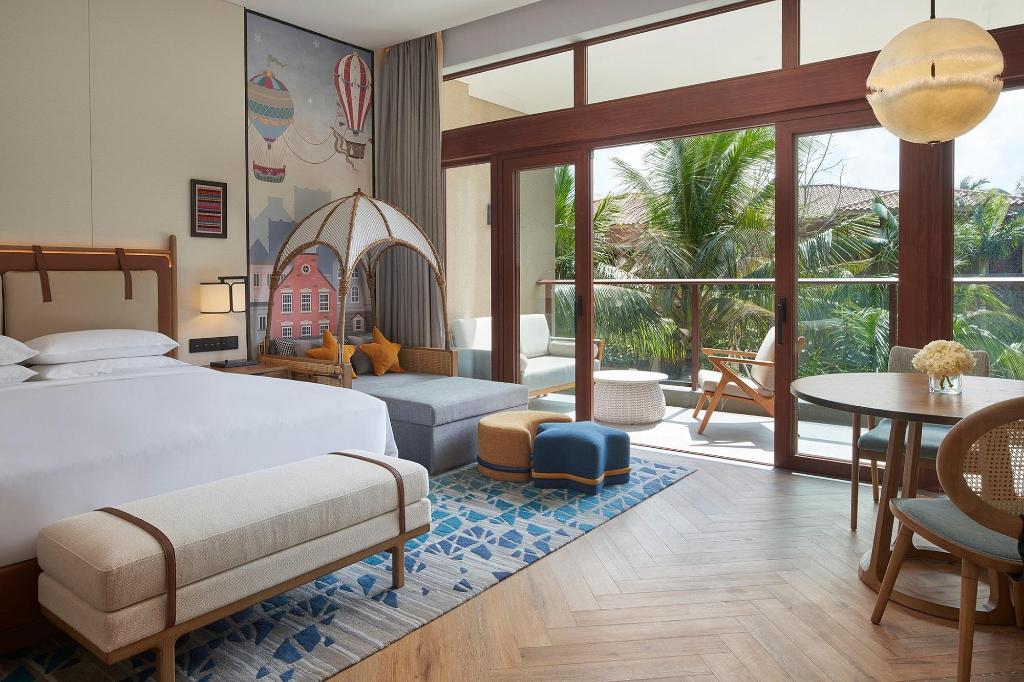 Kids Theme, King Bed