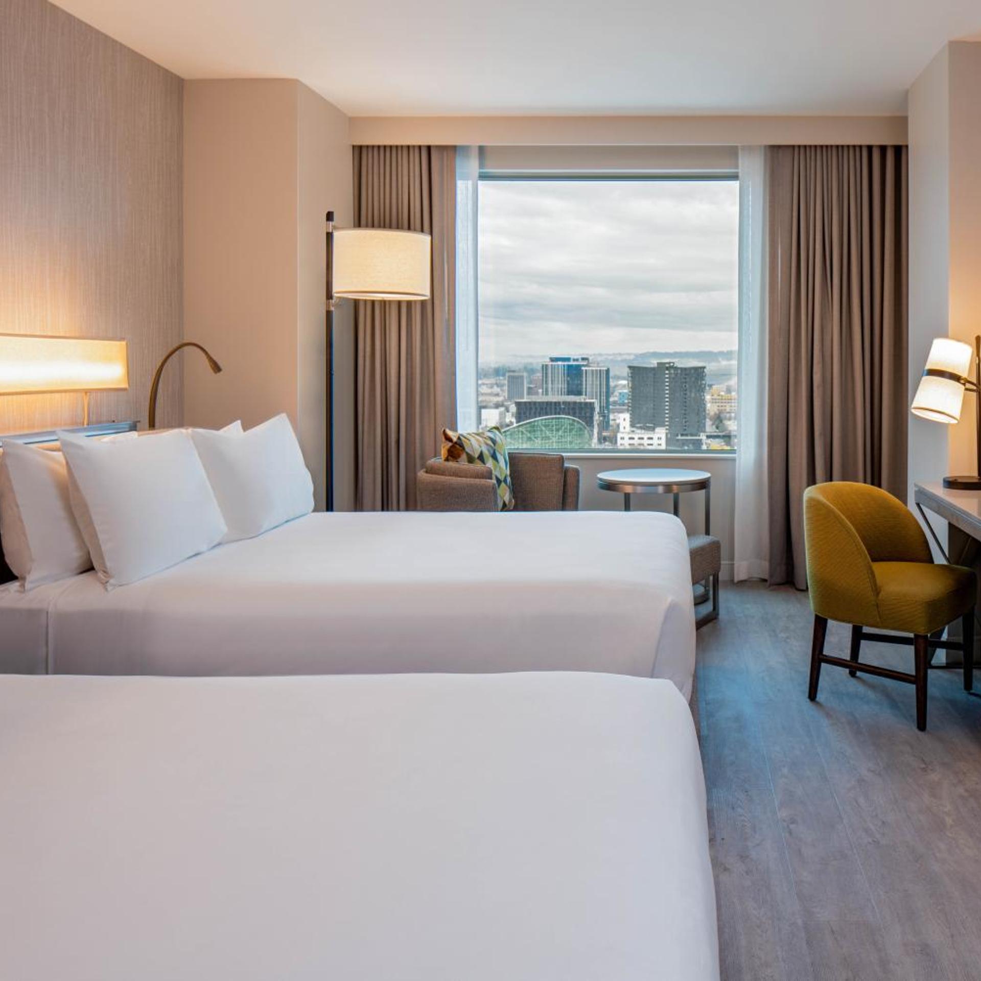 Room, 2 Queen Beds, with View