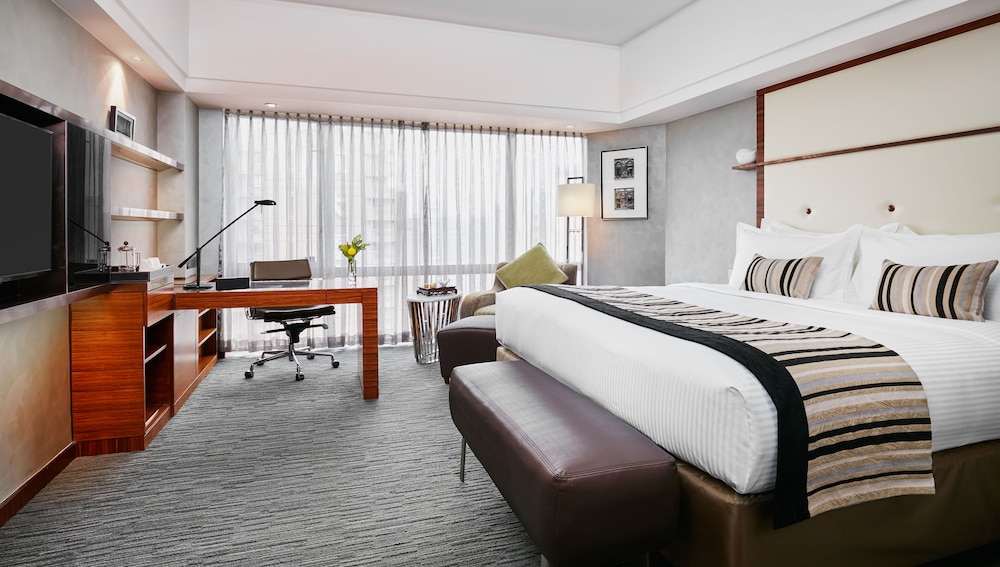 Intercontinental Shanghai Pudong 22/78