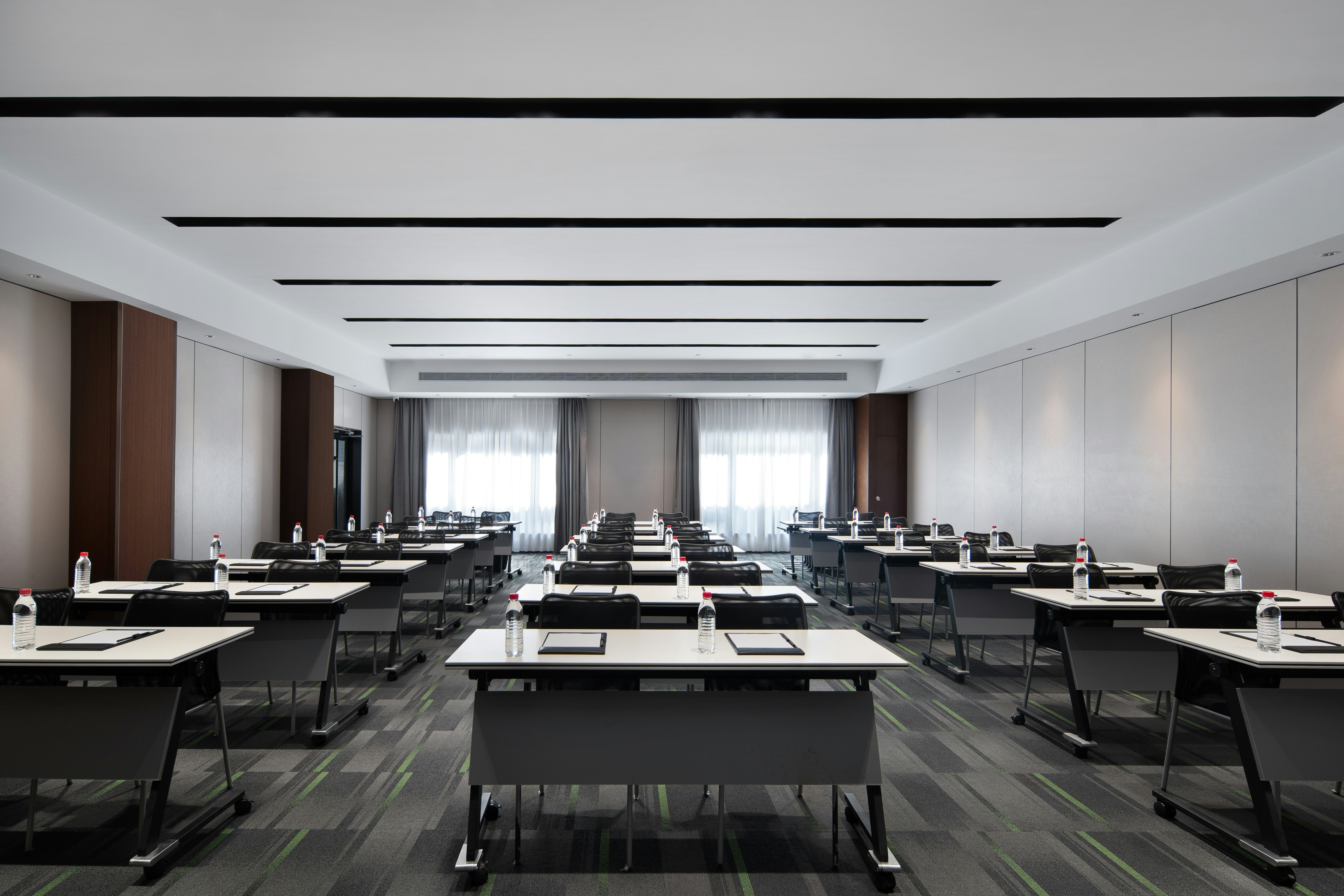 HAMPTON BY HILTON BEIJING SOUTH RAILWAY STATION 31/35