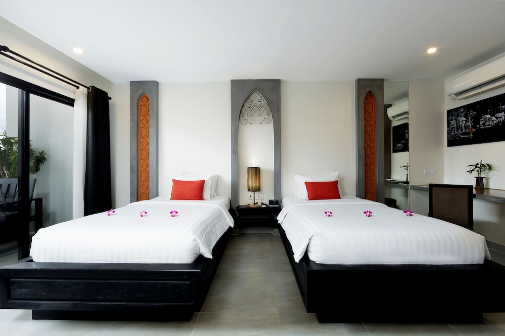 CENTRAL SUITE RESIDENCE 40/76